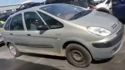 Scrapping Vehicle citroen xsara picasso 9hx of the year 2007 powered 