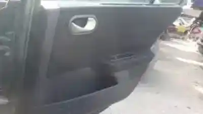 Vehicul casat renault megane ii berlina 5p k9k722 al anului 2003 alimentat 