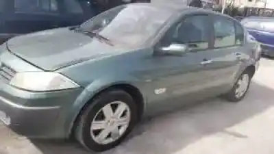 Vehicul casat renault megane ii berlina 5p k9k722 al anului 2003 alimentat 