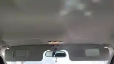 Vehicul casat renault megane ii berlina 5p k9k722 al anului 2003 alimentat 