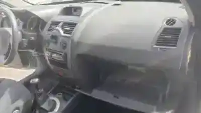 Vehicul casat renault megane ii berlina 5p k9k722 al anului 2003 alimentat 