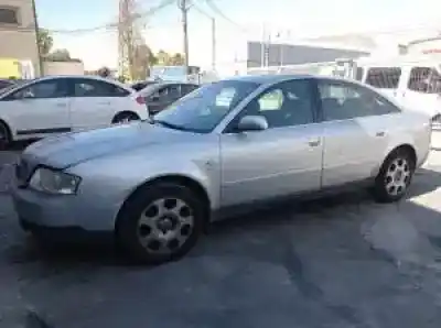 Sloopvoertuig audi a6 berlina (4b2) awx van het jaar 2001 aangedreven 