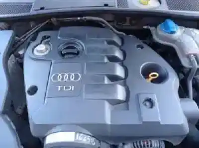 Sloopvoertuig audi a6 berlina (4b2) awx van het jaar 2001 aangedreven 