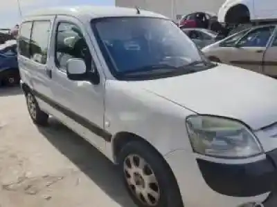 Veicolo di demolizione peugeot partner (s2) rhy dell'anno 2002 alimentato 