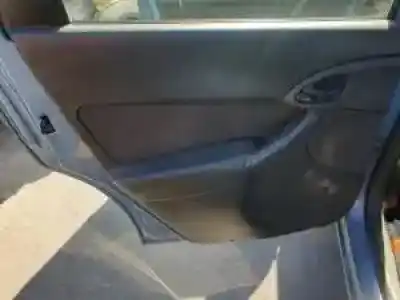 Veículo de Sucata ford focus turnier (cak) fyda.fydc.fydb.fydd.fydh.1k6.elh00 do ano 1998 alimentado 