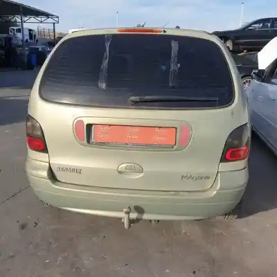 Scrapping Vehicle renault megane i scenic (ja0) k7m702 of the year 1998 powered 