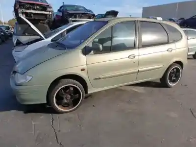 Scrapping Vehicle renault megane i scenic (ja0) k7m702 of the year 1998 powered 