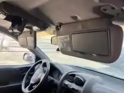 Veicolo di demolizione hyundai santa fe (sm) g6ba dell'anno 2000 alimentato 