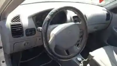 Scrapping Vehicle hyundai accent (lc) g4ea of the year 2000 powered 