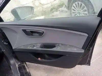 Здавання транспортного засобу seat leon (5f1) cze року 2017 потужний 