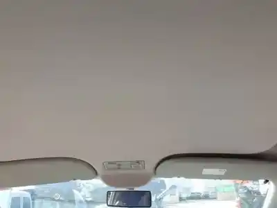 Здавання транспортного засобу ford galaxy (vy) auy року 2000 потужний 