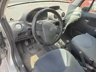 Здавання транспортного засобу citroen c3 8hx року 2002 потужний 