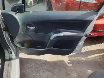 Здавання транспортного засобу citroen c3 8hx року 2002 потужний 