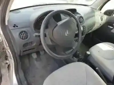 Sloopvoertuig citroen c3 hfx(tu1jp) van het jaar 2002 aangedreven 