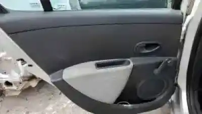 Veicolo di demolizione renault clio iii k9k768 dell'anno 2007 alimentato 