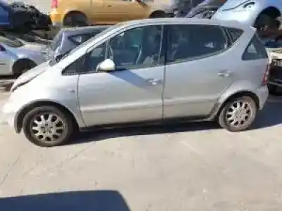 Veículo de Sucata mercedes-benz clase a (w168) om 668.942 do ano 2001 alimentado 