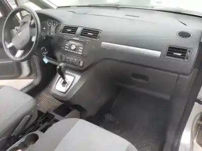 Здавання транспортного засобу ford                                               focus c-max (cap)                                                                                                                                                                                                                                          d-g8da року 2003 потужний 