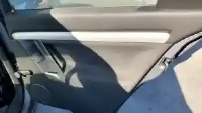 Veicolo di demolizione opel vectra c berlina d-z19dt dell'anno 2004 alimentato 