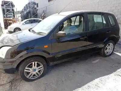 Hurda Aracı ford                                               fusion (cbk)                                                                                                                                                                                                                                               trend                                                                                                                                                                                                                                                      yılın 2004 güçlü fuja