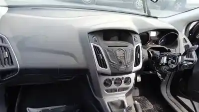 Sloopvoertuig ford focus lim. (cb8) m1da van het jaar 2012 aangedreven 