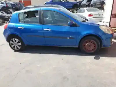 Scrapping Vehicle renault clio iii k4mc8 of the year 2005 powered 