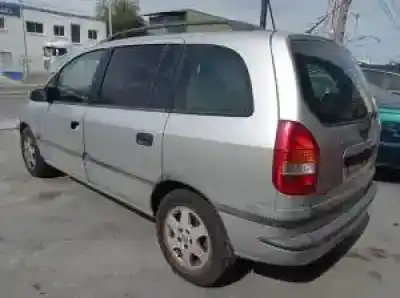 Veículo de Sucata opel zafira a y20dth do ano 2003 alimentado 
