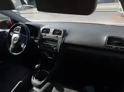 Scrapping Vehicle volkswagen golf vi (5k1) cayc of the year 2008 powered 