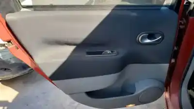Здавання транспортного засобу renault scénic ii (jm0/1_) 2.0 (jm05, jm0u, jm1n, jm1u, jm2v) року 2003 потужний 