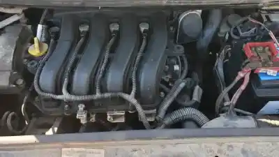 Здавання транспортного засобу renault scénic ii (jm0/1_) 2.0 (jm05, jm0u, jm1n, jm1u, jm2v) року 2003 потужний 