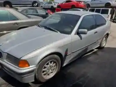 Vehicul casat bmw serie 3 compacto (e36) 174t1 al anului 1995 alimentat 