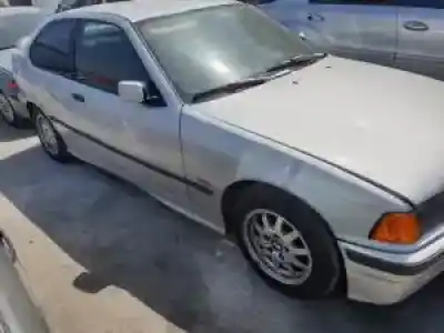 Vehicul casat bmw serie 3 compacto (e36) 174t1 al anului 1995 alimentat 