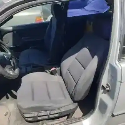 Vehicul casat bmw serie 3 compacto (e36) 174t1 al anului 1995 alimentat 