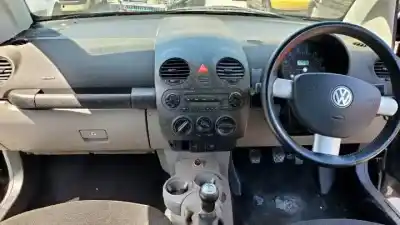 Hurda Aracı volkswagen new beetle cabriolet (1y7) axr yılın 2003 güçlü 