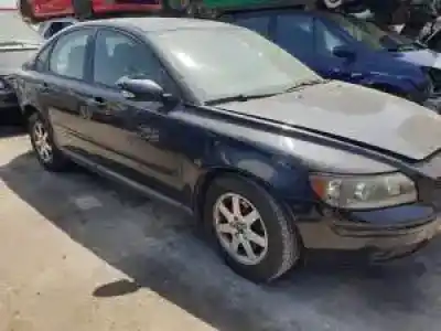 Verschrottungsfahrzeug volvo s40 berlina d4164t des jahres 2004 angetrieben 