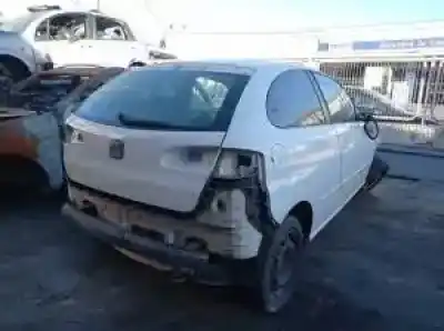 Veículo de Sucata seat ibiza (6l1) blt do ano 2003 alimentado 