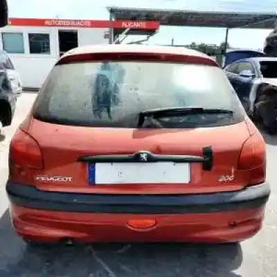 Veicolo di demolizione peugeot 206 berlina g-kfx dell'anno 1999 alimentato 