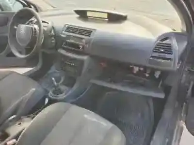 Sloopvoertuig citroen c4 coupe 1.6 16v cat (nfu / tu5jp4) van het jaar 2004 aangedreven 