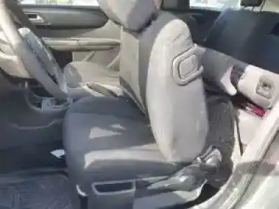 Sloopvoertuig citroen c4 coupe 1.6 16v cat (nfu / tu5jp4) van het jaar 2004 aangedreven 