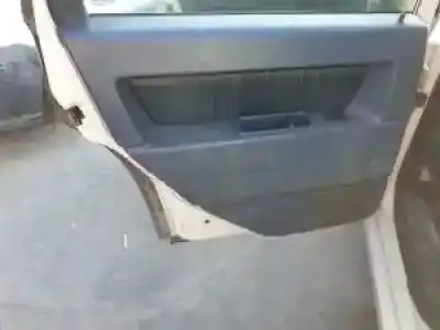 Sloopvoertuig volvo v70 familiar b5202s van het jaar 1996 aangedreven 