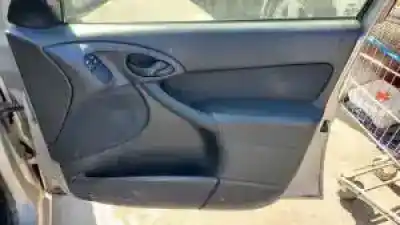 Veículo de Sucata ford focus turnier (cak) c9db do ano 1998 alimentado 