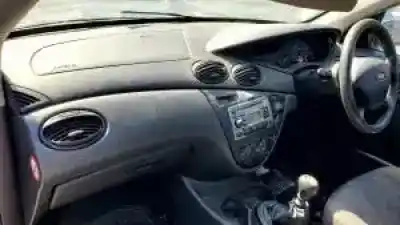 Veículo de Sucata ford focus turnier (cak) c9db do ano 1998 alimentado 