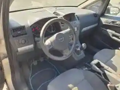 Scrapping Vehicle opel zafira b d-z19dt of the year 2005 powered 