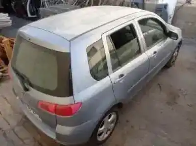 Vehicul casat mazda 2 berlina (dy) fxja al anului 2003 alimentat 