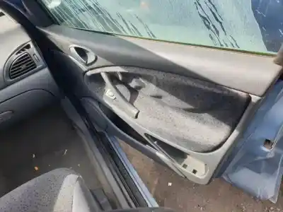 Здавання транспортного засобу citroen c5 break 6fz року 2001 потужний 