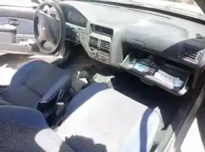 Veicolo di demolizione peugeot 106 (s2) hfx(tu1jp) dell'anno 1996 alimentato 