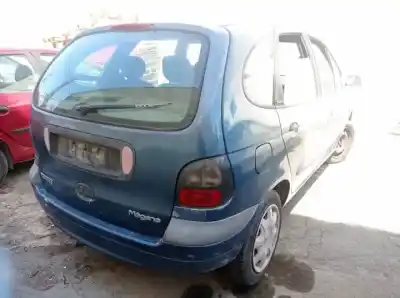 Scrapping Vehicle renault megane i scenic (ja0) f9q736 of the year 1996 powered 