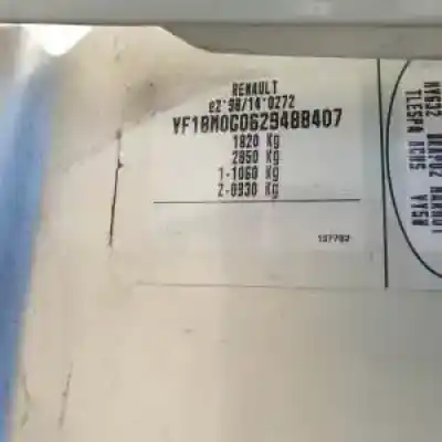 Veículo de Sucata renault megane ii berlina 5p f9q do ano 2002 alimentado 