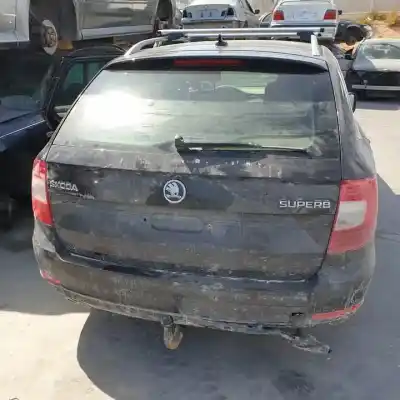 Здавання транспортного засобу skoda superb combi (3t5) cfgb року 2009 потужний 