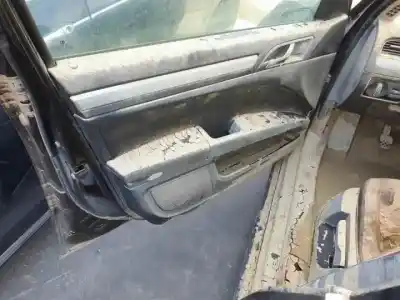 Здавання транспортного засобу skoda superb combi (3t5) cfgb року 2009 потужний 