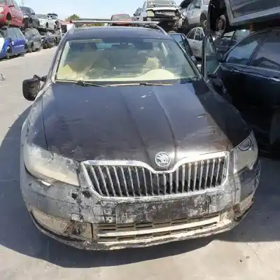 Здавання транспортного засобу skoda superb combi (3t5) cfgb року 2009 потужний 